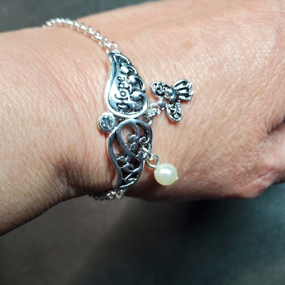 BUY NOW PRICE! HOPE Bracelet w/Faux Pearl & Angel Charms - Picture 10 of 12